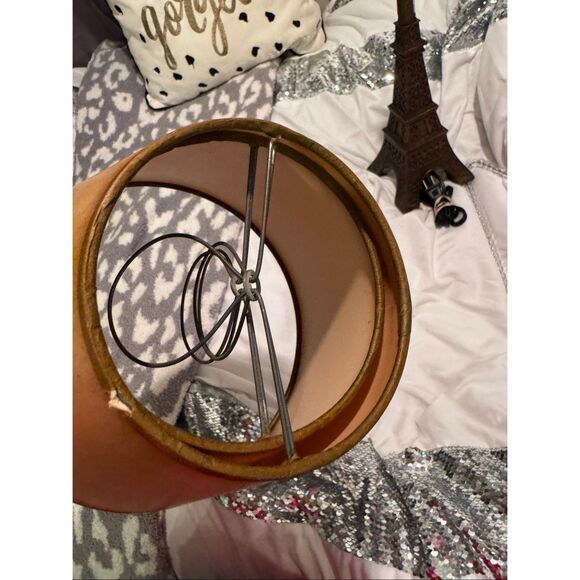 Meyda Tiffany 116577 Taos 4" Tall Lamp Shade lot of 2x + Eiffel Tower brass lamp - Picture 10 of 16